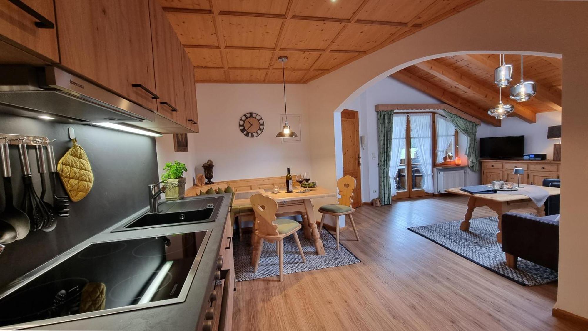 Gästehaus Alpenparadies Krün Exteriör bild