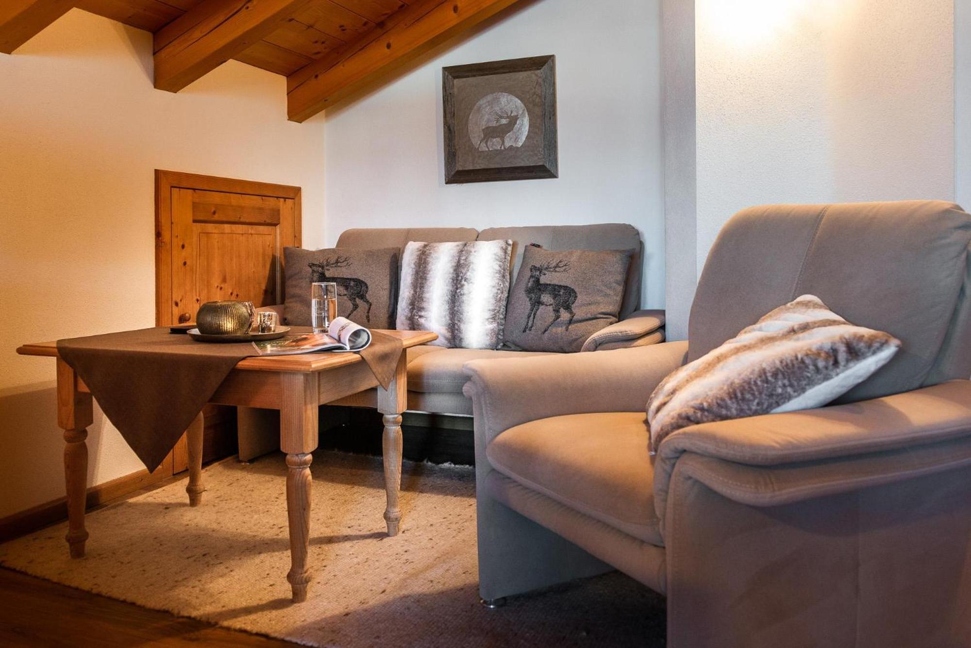 Gästehaus Alpenparadies Krün Exteriör bild